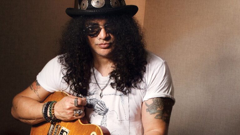NEWS: Slash has reached a ground breaking agreement to stand with the Guns N’Roses on his decision to….