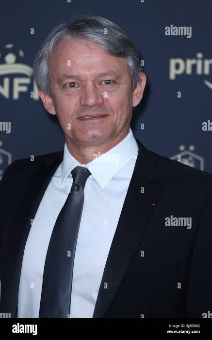 🚨 BREAKING NEWS : LA LÉGENDE DU CLUB, SYLVAIN KASTENDEUCH, ACCEPTE L’OFFRE DU FC METZ ET FAIT SON RETOUR POUR OCCUPER UNE IMPORTANTE FONCTION DIRIGEANTE…