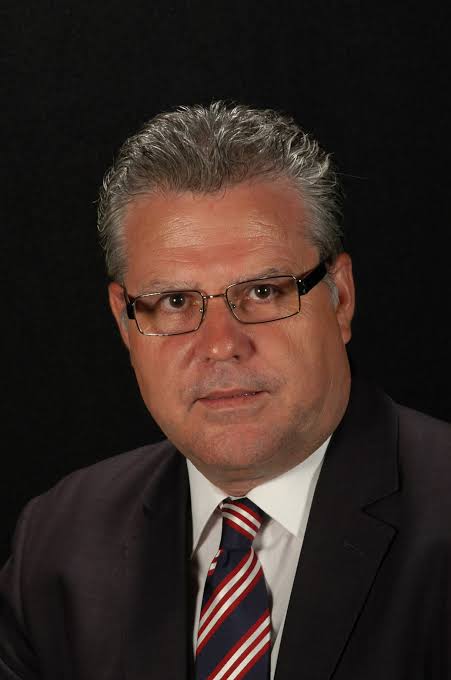 20 MINUTES AGO: ALL OF SALOU STANDS UNITED BEHIND PERE GRANADOS — A WAVE OF SUPPORT FOR…